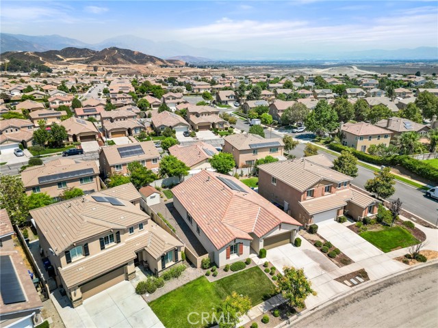 4011 Blackberry Drive, San Bernardino CA: https://media.crmls.org/medias/5a630e52-17b0-4030-956e-cb67e2d8ab97.jpg
