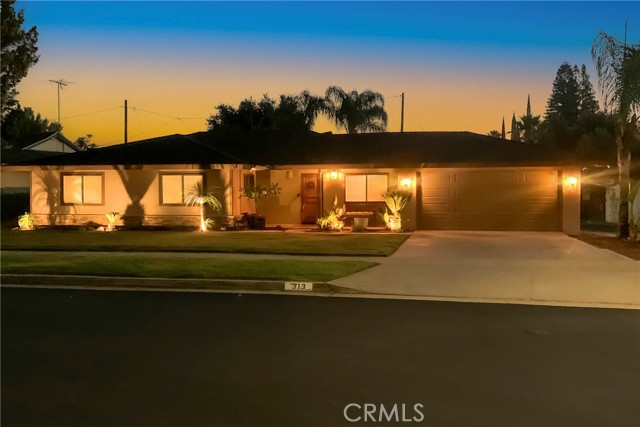 Image 2 for 313 E Francis St, Corona, CA 92879