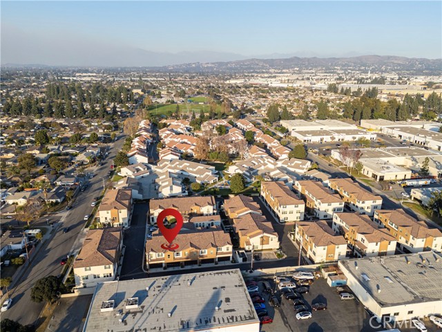 Detail Gallery Image 23 of 25 For 9834 Jersey #10,  Santa Fe Springs,  CA 90670 - 3 Beds | 3 Baths