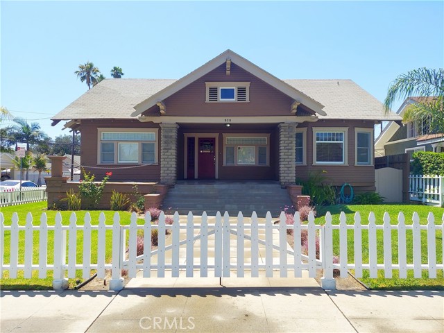 Detail Gallery Image 2 of 20 For 530 S Broadway, Santa Ana,  CA 92701 - – Beds | – Baths