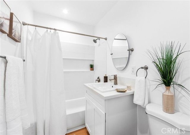 2723 Fisk, Redondo Beach CA: https://media.crmls.org/medias/5a657088-e391-43b3-a026-ed1172080ba7.jpg