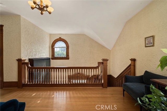 405 W Olive Avenue, Redlands CA: https://media.crmls.org/medias/5a6606d5-9380-4c61-bfeb-529611ccc724.jpg
