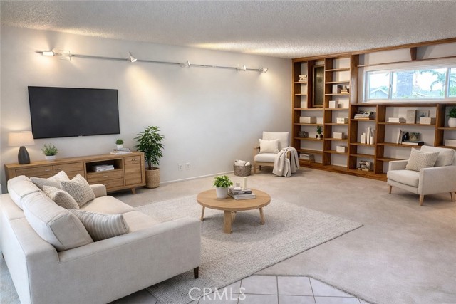 Detail Gallery Image 4 of 10 For 3233 Michigan, Costa Mesa,  CA 92626 - 4 Beds | 2 Baths