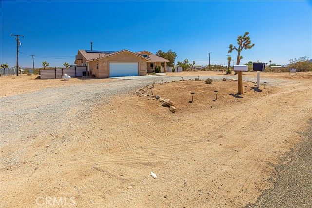 Image 2 for 58248 Caliente St, Yucca Valley, CA 92284