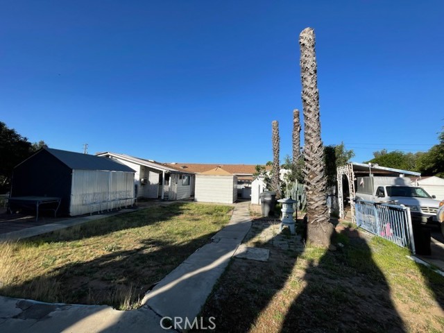 Detail Gallery Image 3 of 4 For 2936 Buena Creek, Vista,  CA 92084 - 2 Beds | 1/1 Baths