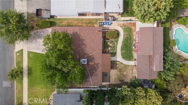 7744 Rhea Avenue, Reseda CA: https://media.crmls.org/medias/5a67c67a-4bf2-41d2-a7e8-0bb7390d2e29.jpg