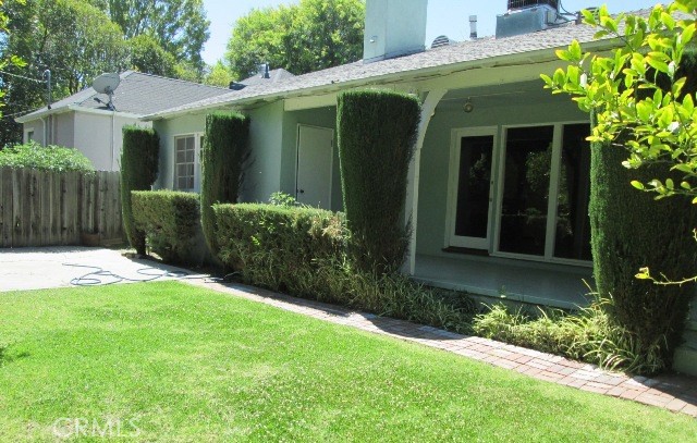 Detail Gallery Image 7 of 8 For 4718 Burnet Ave, Sherman Oaks,  CA 91403 - 3 Beds | 2 Baths