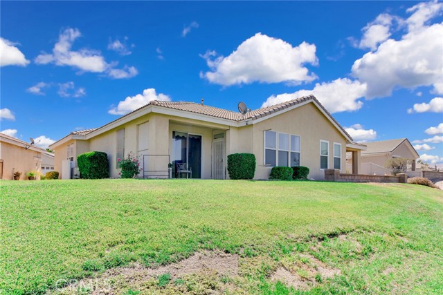 11096 Sandy Lane, Apple Valley CA: https://media.crmls.org/medias/5a680317-f15a-4c92-ae03-f63f40b6cc7f.jpg