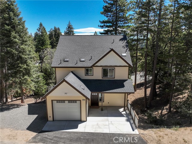 Detail Gallery Image 1 of 52 For 370 Auburn Dr, Lake Arrowhead,  CA 92391 - 3 Beds | 2/1 Baths