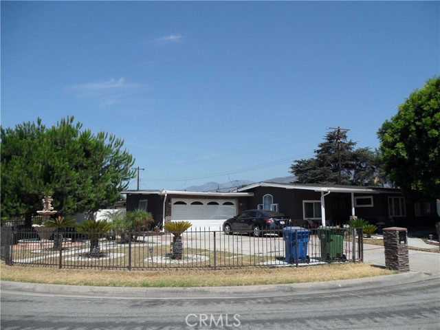 Detail Gallery Image 1 of 1 For 5909 N Edenfield Ave, Azusa,  CA 91702 - 3 Beds | 1 Baths