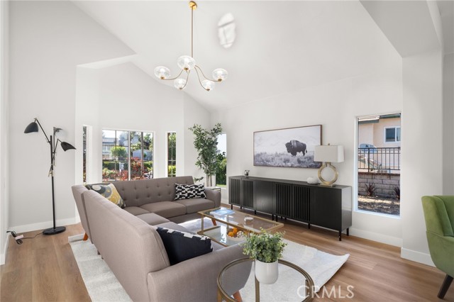 Detail Gallery Image 9 of 45 For 2402 Pepperdale Dr, Rowland Heights,  CA 91748 - 3 Beds | 3 Baths