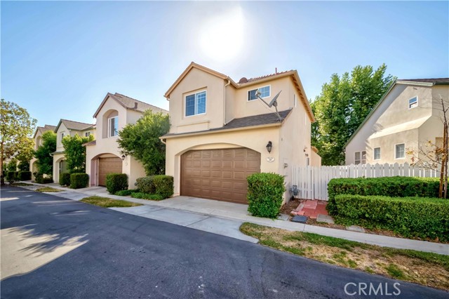 58 Paisley Place, Irvine CA: https://media.crmls.org/medias/5a69957b-7115-44ff-b4c8-1853d13f80db.jpg