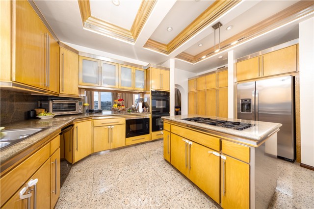 Detail Gallery Image 14 of 47 For 2557 Indian Creek, Diamond Bar,  CA 91765 - 5 Beds | 4/1 Baths