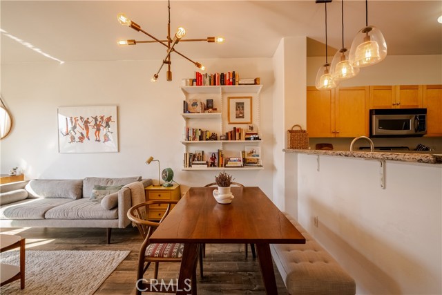 100 South Alameda Street, 364 photo 6