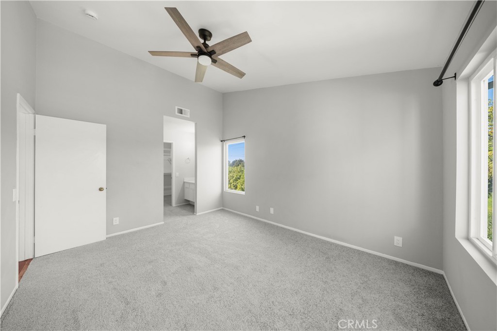 MLS #OC25262283 image #18