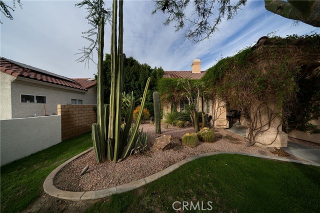 Detail Gallery Image 3 of 41 For 40665 Ventana Ct, Palm Desert,  CA 92260 - 3 Beds | 2 Baths