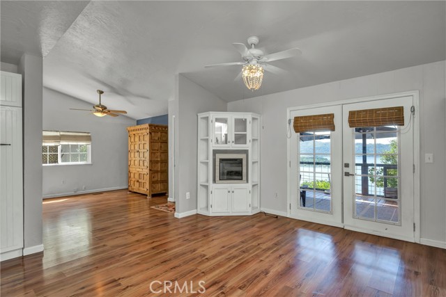 Detail Gallery Image 9 of 30 For 11668 Lakeview, Clearlake Oaks,  CA 95423 - 3 Beds | 2 Baths