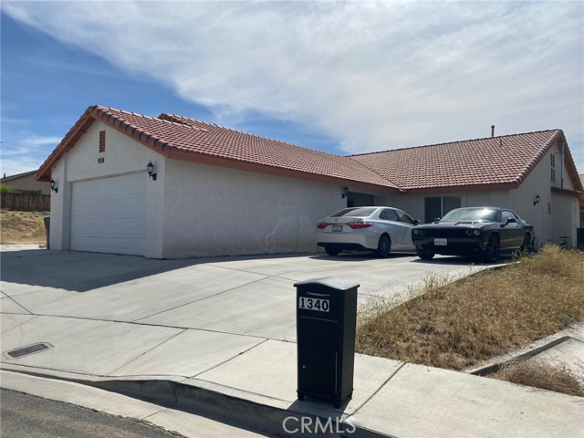 1340 Oasis Drive, Barstow CA: https://media.crmls.org/medias/5a6ec9b1-ad92-43ce-8be0-f7763093d110.jpg
