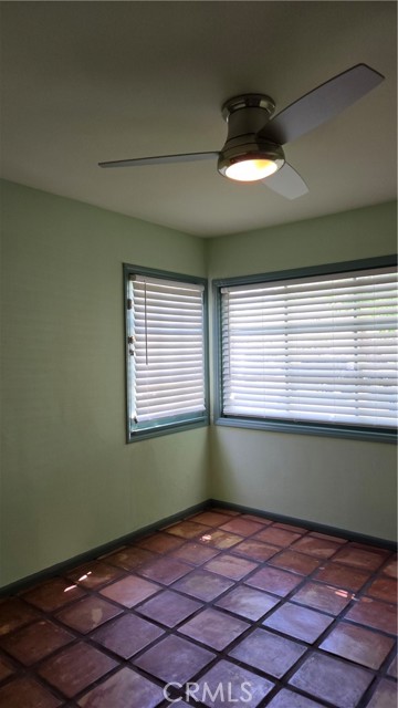 Detail Gallery Image 20 of 27 For 5000 Chimineas Ave, Tarzana,  CA 91356 - 3 Beds | 2 Baths