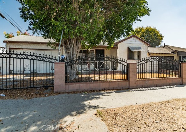 7940 Vineland Avenue photo 1