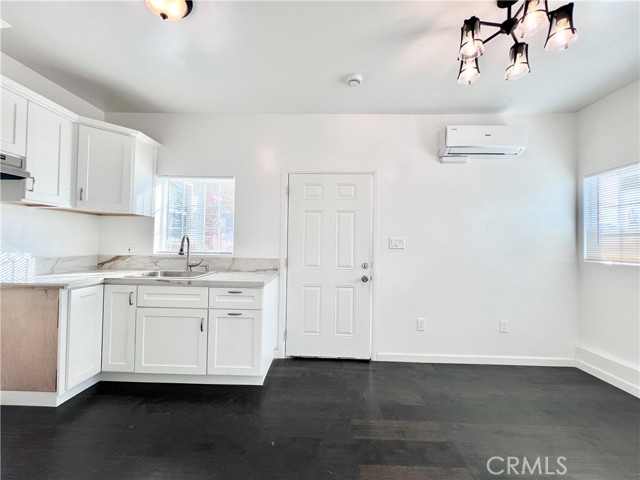 Detail Gallery Image 10 of 13 For 12228 Roseton a,  Norwalk,  CA 90650 - 1 Beds | 1 Baths