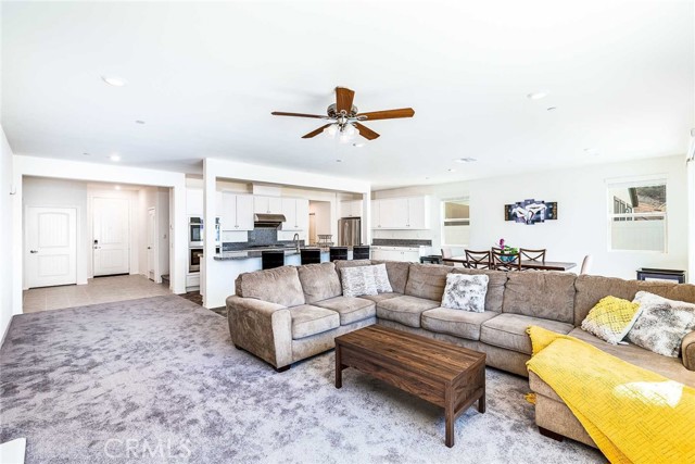 Detail Gallery Image 1 of 1 For 6506 Zion Way, Jurupa Valley,  CA 92509 - 6 Beds | 4/2 Baths