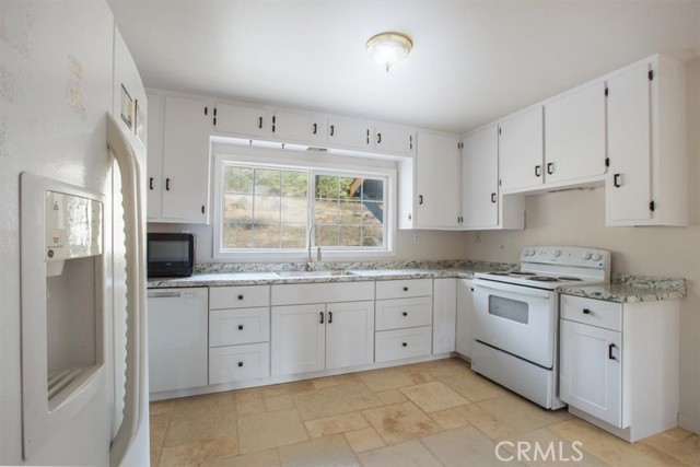 Detail Gallery Image 14 of 36 For 226 Chandler, Quincy,  CA 95971 - 3 Beds | 2 Baths