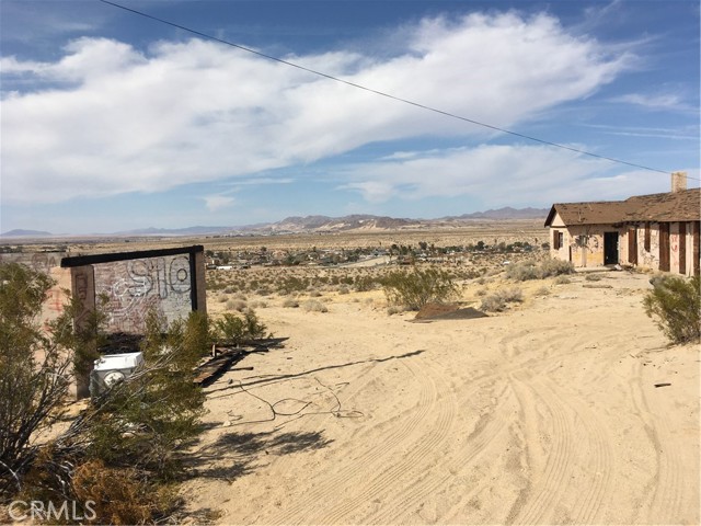 0 Amboy Road, 29 Palms, California 92277, 2 Bedrooms Bedrooms, ,1 BathroomBathrooms,Single Family Residence,For Sale,Amboy,JT21081221