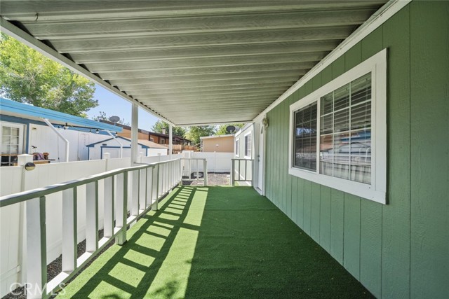3524 E Avenue R, Palmdale CA: https://media.crmls.org/medias/5a70c9ed-f63c-4b08-b0be-2ea653d3e771.jpg