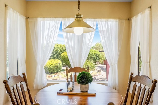 29812 Nightview Circle, Temecula CA: https://media.crmls.org/medias/5a7293b3-7c22-45db-9f60-29a33ef7e9d1.jpg