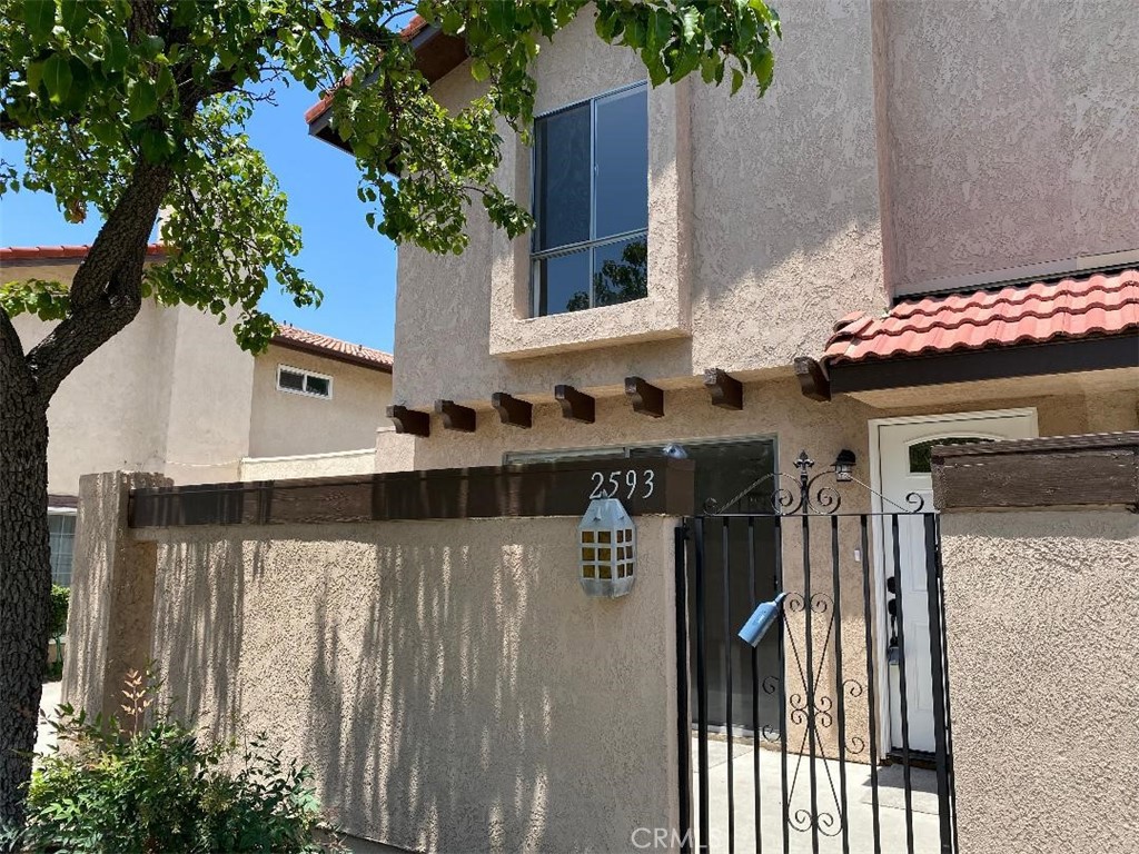 2593 Calle Villada Circle
