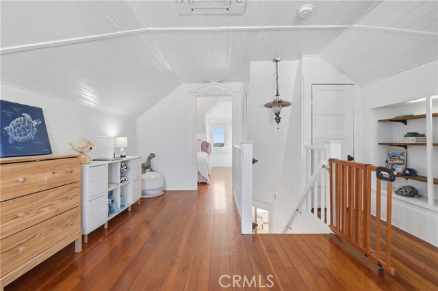 Detail Gallery Image 31 of 66 For 242 W 17th St, San Pedro,  CA 90731 - 4 Beds | 3/1 Baths