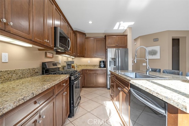 25019 Coral Canyon Road, Corona CA: https://media.crmls.org/medias/5a7334b1-abed-4903-81f0-5874a844350e.jpg