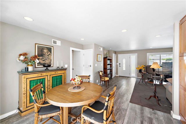 201 Monte Vista, San Clemente CA: https://media.crmls.org/medias/5a73d9ef-31a9-4d74-95ff-2919a8a32528.jpg