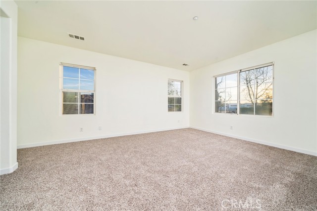 Detail Gallery Image 26 of 52 For 10972 White Oak Ln, Fontana,  CA 92337 - 5 Beds | 3 Baths