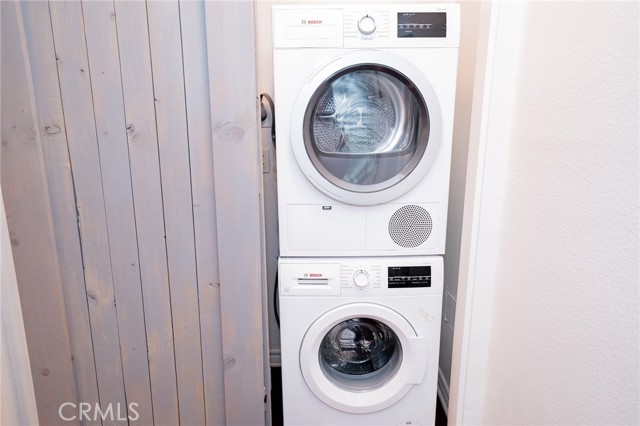 Detail Gallery Image 15 of 16 For 200 Mcneil Ln #104,  Newport Beach,  CA 92663 - 2 Beds | 2 Baths