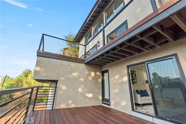 Detail Gallery Image 45 of 64 For 5166 Marmol Dr, Woodland Hills,  CA 91364 - 3 Beds | 3 Baths