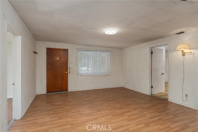 2064 Kennedy Ave, Chico CA: https://media.crmls.org/medias/5a74e2c1-5ff8-4b0d-9f4e-17edc53647c5.jpg