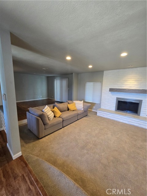 Detail Gallery Image 14 of 31 For 2059 Summit Dr, Escondido,  CA 92025 - 3 Beds | 2 Baths