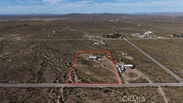 19032 Bonanza Trail, Helendale CA: https://media.crmls.org/medias/5a7781bf-f782-4d8f-9680-8fcf25f4d8d8.jpg