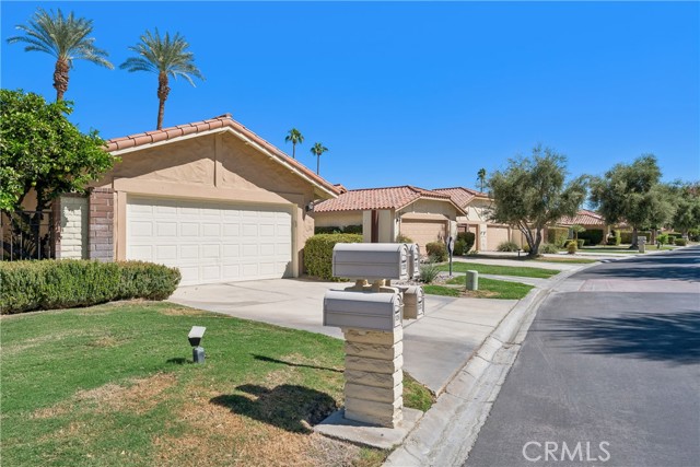 132 Gran Via, Palm Desert, CA 92260