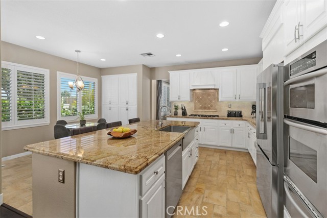 Detail Gallery Image 19 of 61 For 38220 Calle Cipres, Murrieta,  CA 92562 - 4 Beds | 3 Baths