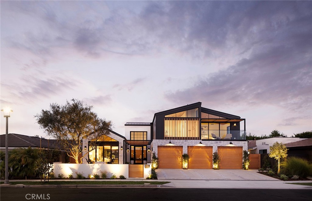 1516 Sandcastle Drive