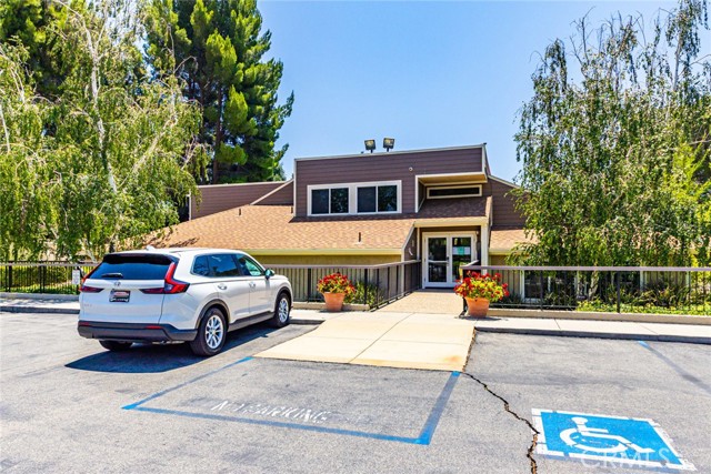 Detail Gallery Image 49 of 61 For 20055 Avenue of the Oaks #220,  Newhall,  CA 91321 - 3 Beds | 2 Baths