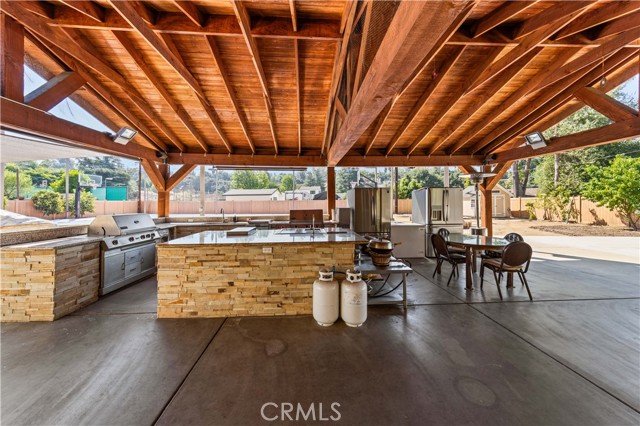 700 S Chaparro Road, Covina CA: https://media.crmls.org/medias/5a79fccb-4d16-4c68-a5f5-6dd4feeb6c49.jpg