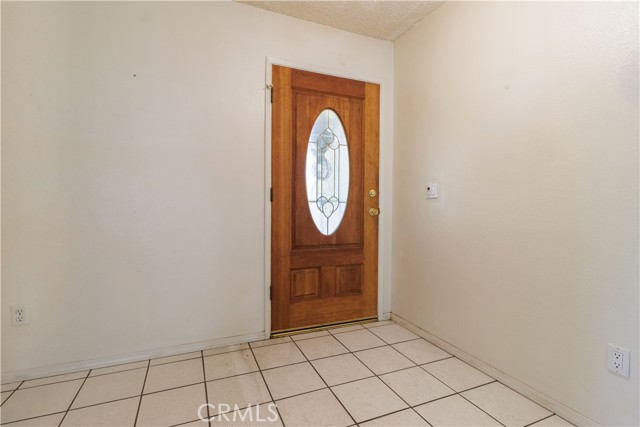 Detail Gallery Image 11 of 38 For 1323 Kingswood, Redlands,  CA 92374 - 3 Beds | 2 Baths