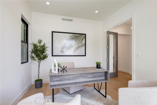 Detail Gallery Image 7 of 71 For 1157 8th St, Manhattan Beach,  CA 90266 - 5 Beds | 5/1 Baths