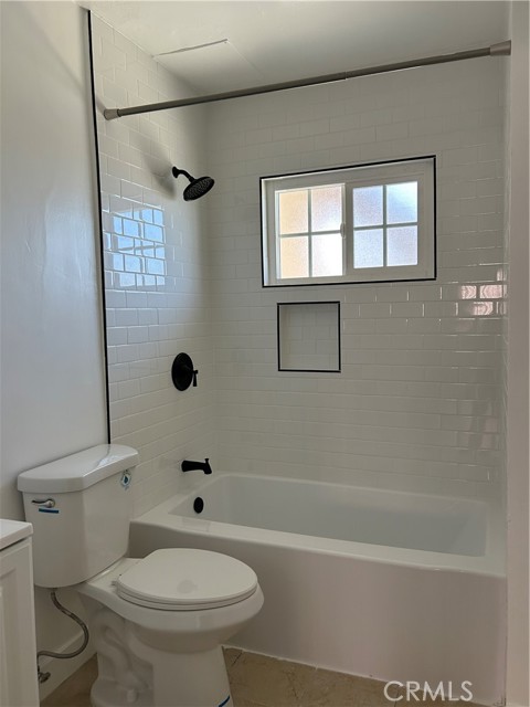 12532 Cranbrook Avenue, Hawthorne CA: https://media.crmls.org/medias/5a7a940e-bd5e-4bbd-8cc1-b98951187e77.jpg