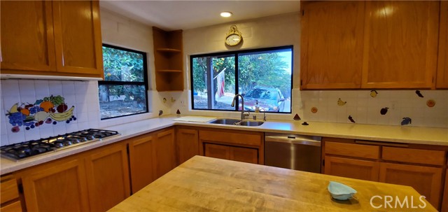 11920 Betsworth Road, Valley Center, California 92082, 3 Bedrooms Bedrooms, ,2 BathroomsBathrooms,Residential rental,For Sale,Betsworth Road,OC24116717