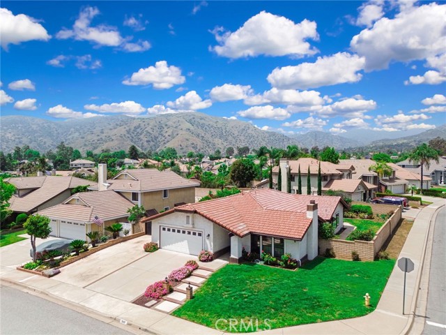 5697 Los Robles, La Verne CA: https://media.crmls.org/medias/5a7aabfb-81c7-4cbf-a23b-181eddf8dc97.jpg